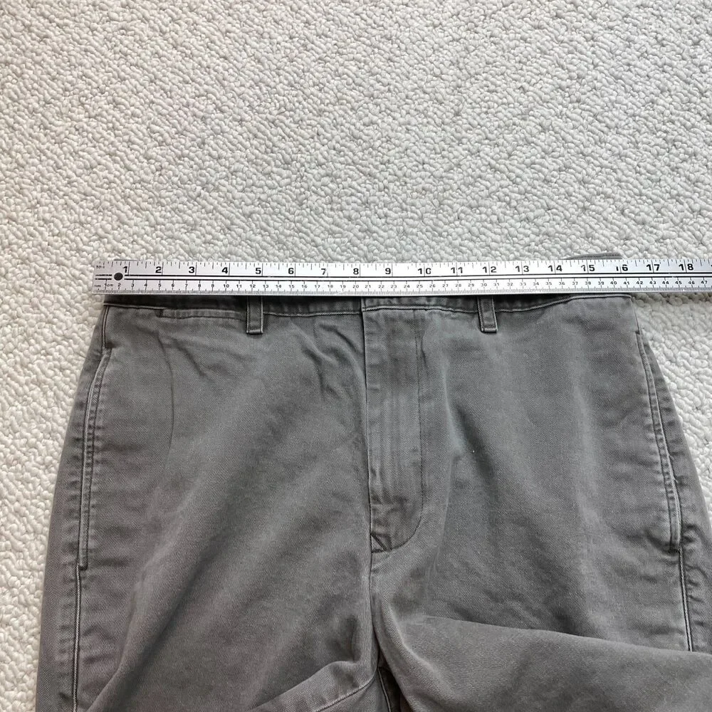 Banana Republic Hiking Chino Shorts Mens 33 Gray Straight Cotton 32x9 Pockets